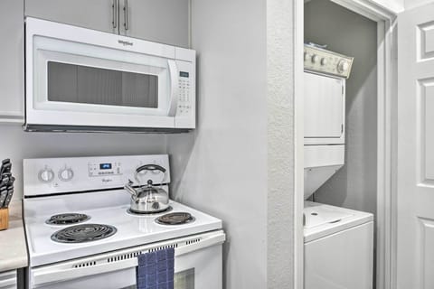 Laundry Nook | Detergent & Dryer Sheets Provided