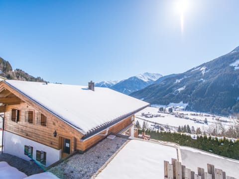 Holiday Home Exterior [winter]