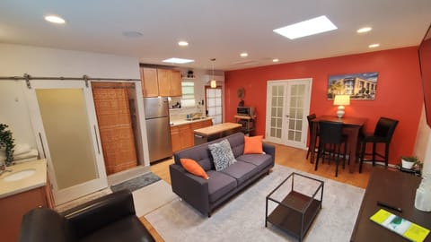 Studio with 1 bedroom behind french doors