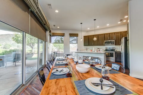 Dining Area and Kitchen that Open Up to the Backyard