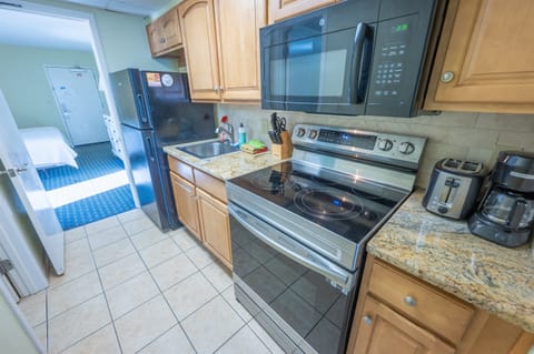 Newly Remodeled Kitchen Area