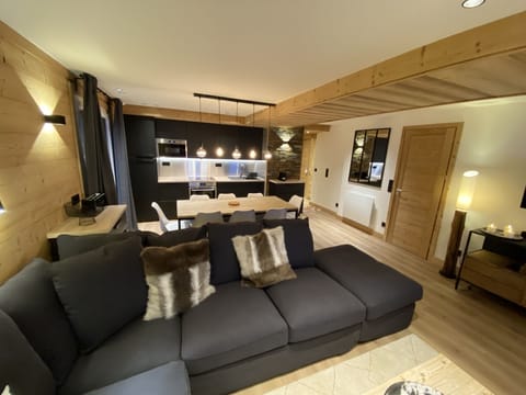 fc56d168-f7f0-4d72-bd2a-925409e75555