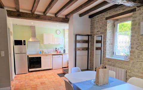 Authentic - Cuisine1