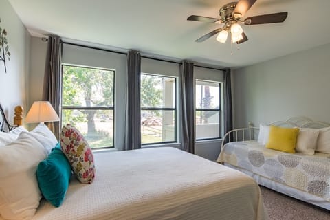 2nd Bedroom with Trundle