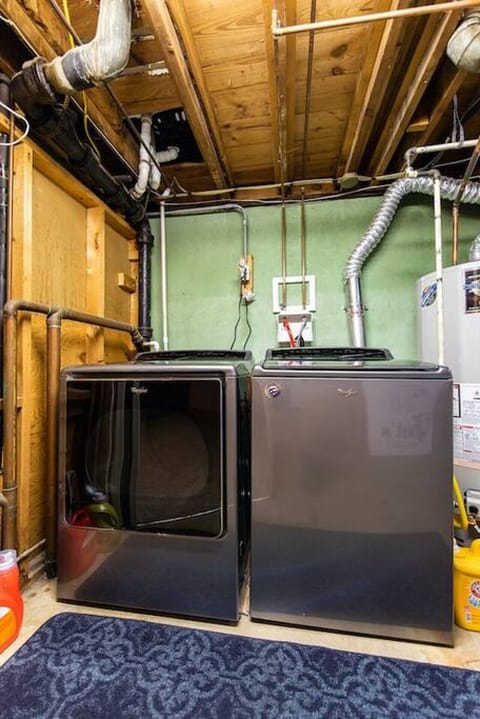 Keep your clothes clean, courtesy of the in-suite washer and dryer.