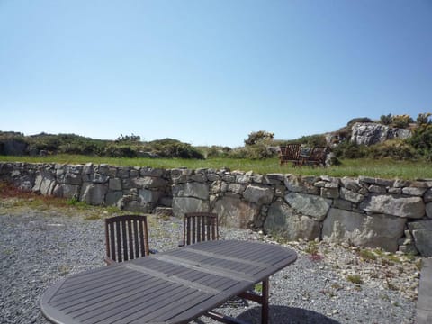 Cnocán Na Cuaigh Holiday Home, Carraroe, Connemara, County Galway