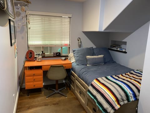 3 bedrooms, in-room safe, desk, iron/ironing board