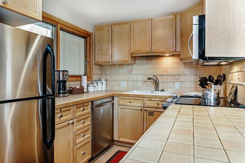 Antlers Vail One Bedroom Residence Kitchen