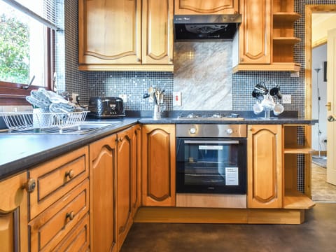 Kitchen | Kimberley Bungalow - Kimberley, Alness, near Invergordon