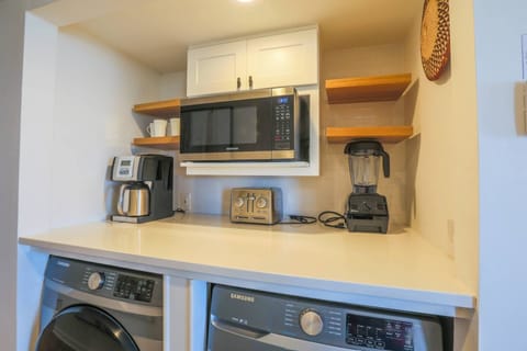 Fridge, microwave, dishwasher, coffee/tea maker