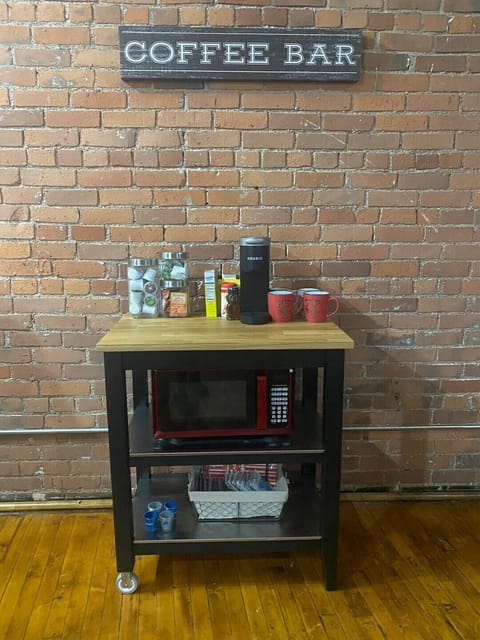 Fresh coffee or Tea anyone?