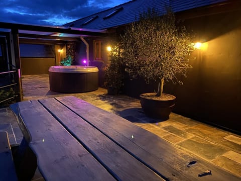 Lavender - Luxurious Barn Conversion - Blossom Farm (18034)