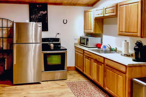 Kitchenette | 4-Burner Stove | Microwave | Keurig