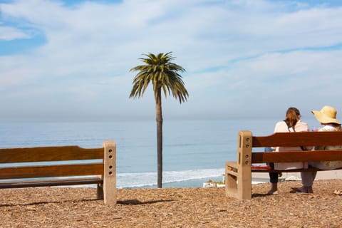 Beach nearby, beach towels