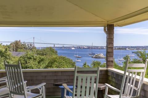 Classic Victorian with Gorgeous Waterviews! House in Newport