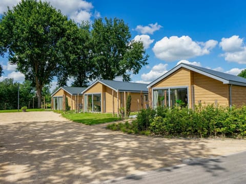 Home, Property, House, Real Estate, Residential Area, Building, Neighbourhood, Tree, Land Lot, Cottage