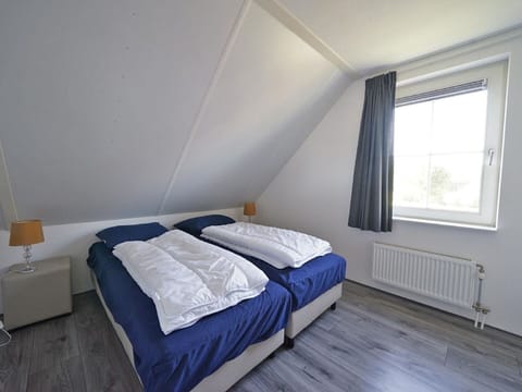 Furniture, Building, Window, Comfort, Wood, Bed Frame, Lighting, Pillow, Shade, Flooring