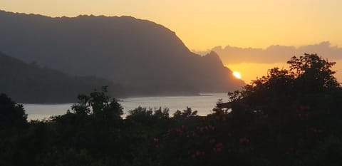 Sunsets and Sunrises provide breathtaking Views from the Home