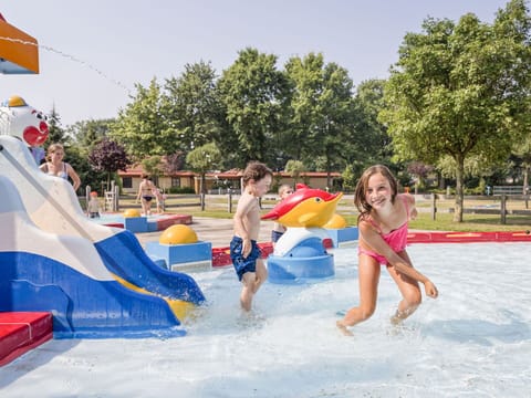 Recreation, Fun, Water Park, Leisure, Summer, Vacation, Swimming Pool, Chute