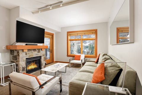 Beautifully refurnished with an extra large sofa and large flat screen TV, this living room is so inviting!