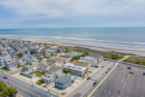 Beach nearby, beach towels