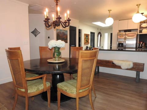 72b28a31-213c-42d7-b746-5d0e10f40516