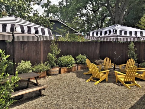 eae28e65-a494-4982-a59c-d54e99315b59