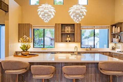 Kitchen Island, Contemporary Design