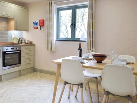 Kitchen/diner | East Barn - Penpistyll Rural Retreats, Dwrbach, near Fishguard