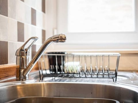 fcfaabd5-0423-4e56-ad16-9673e09c94f0