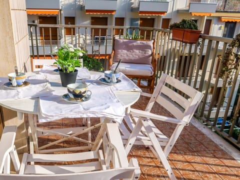 Property, Furniture, Room, Table, Real Estate, Building, Chair, Balcony, Interior Design, House