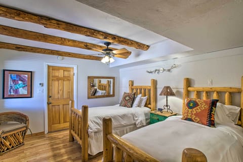 Bedroom 3 (Desert Mistletoe) | 2 Twin Beds