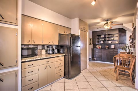 Kitchen | Fully Equipped