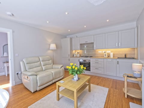 Open plan living space | Lower Canterbury House, Gattonside, near Melrose