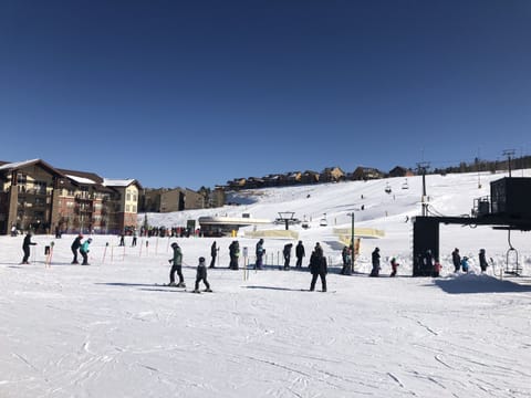 Snow and ski sports