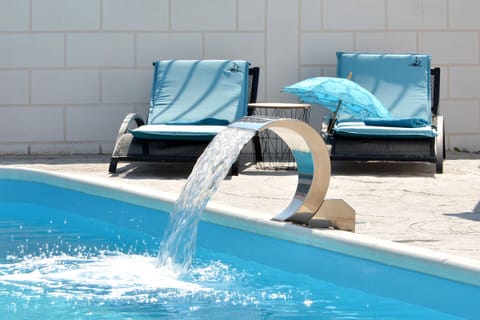 Pool | Outdoor pool, a heated pool