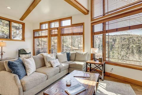 Mountain Village Vacation Rental | 4BR | 4.5BA | Steps Required | 3,430 Sq Ft