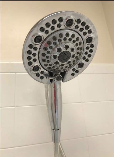 Hand-held showerhead