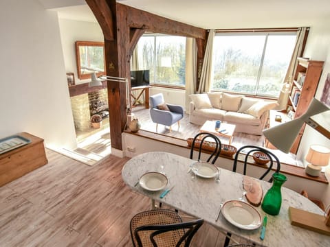 Furniture, Table, Wood, Window, Picture Frame, Couch, Building, Living Room, Chair, Interior Design