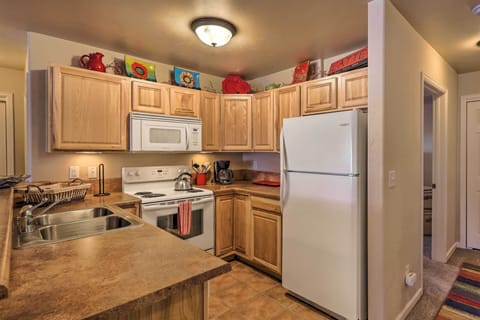 Fully Equipped Kitchen | Cooking Basics & Spices