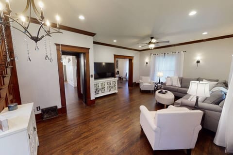 Large living room and entry.