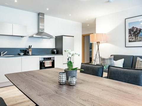 Furniture, Building, Cabinetry, Table, Wood, Couch, Interior Design, Picture Frame, Comfort, Lighting