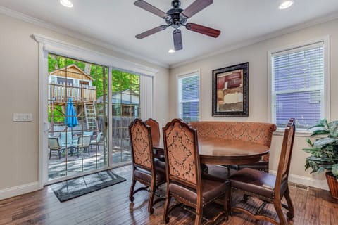 Breakfast nook looking out onto the back patio