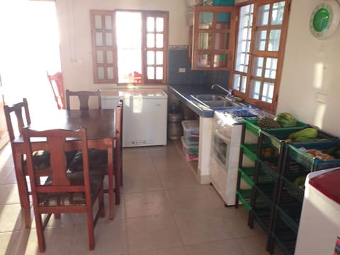 Fridge, oven, stovetop, cookware/dishes/utensils