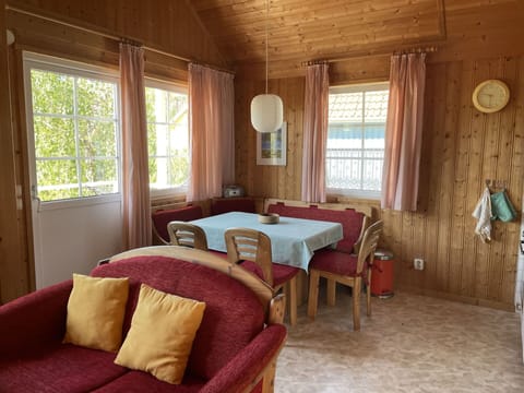 Furniture, Property, Window, Wood, Textile, Interior Design, Comfort, Table, Floor, Shade