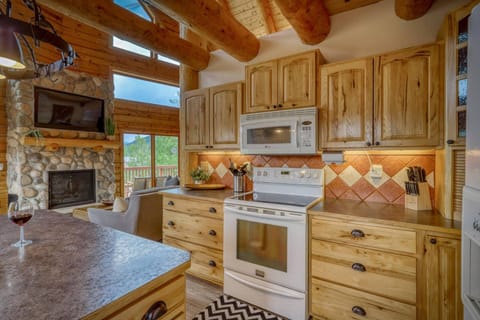 Equipped with modern home equipment