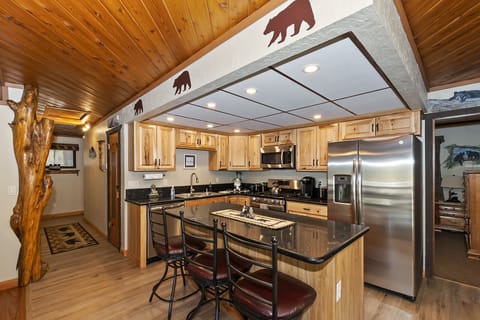 Recently Remodeled kitchen. Appliances/cookware/dishes/utensils near new