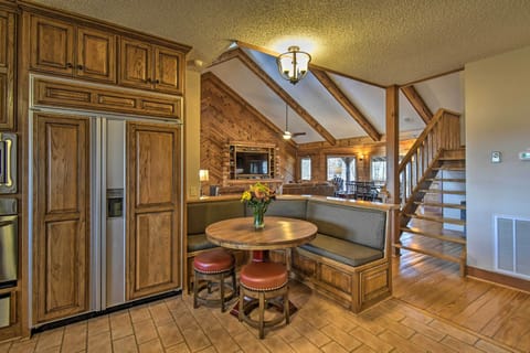 Kitchen Banquette | Open to Living & Dining Areas