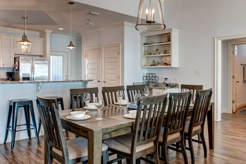 Dining for Many on Dauphin Island