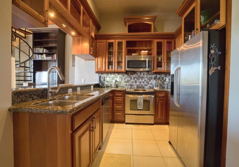 Kitchen of Apartment 232